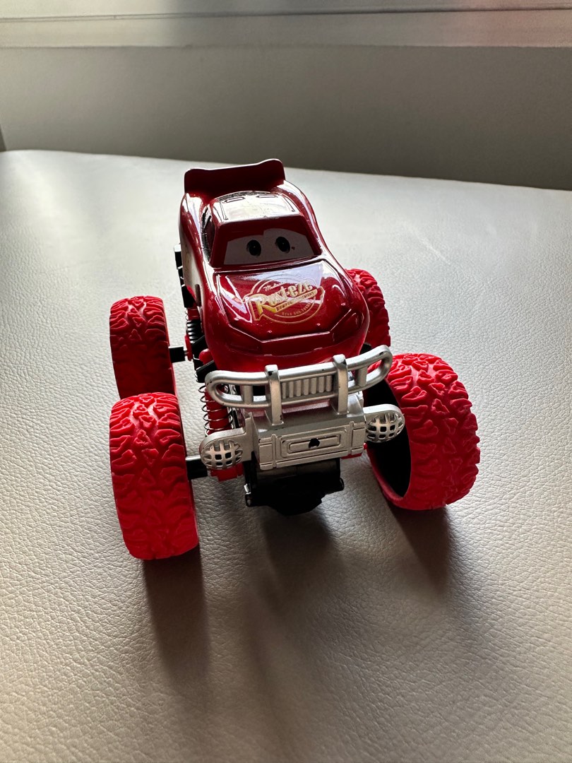 Lightning mcqueen monster truck toy 2025