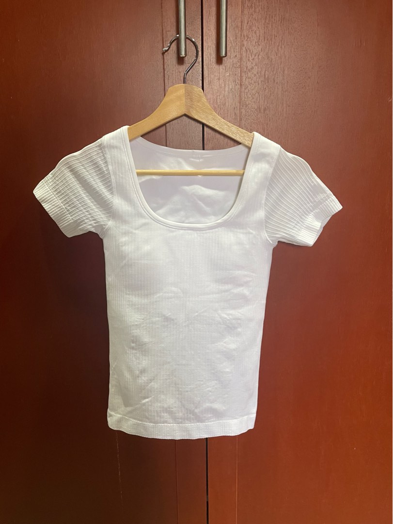 6] Lululemon Ebb to Street Short-Sleeve Shirt, Women's Fashion, Activewear  on Carousell