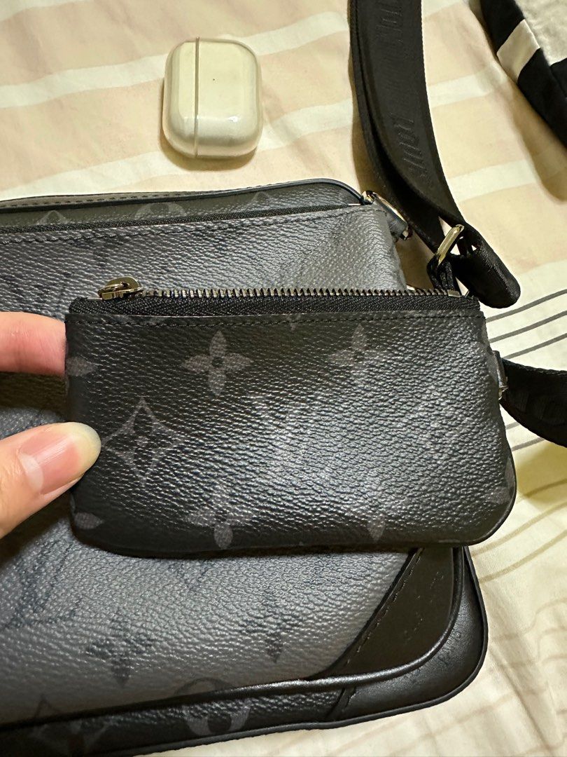 Trio messenger leather bag Louis Vuitton Multicolour in Leather - 30095682