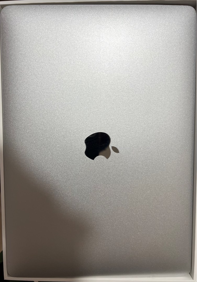 MacBook Air M1/8GB RAM/256GB SSD/Silver, 電腦＆科技, 手提電腦 