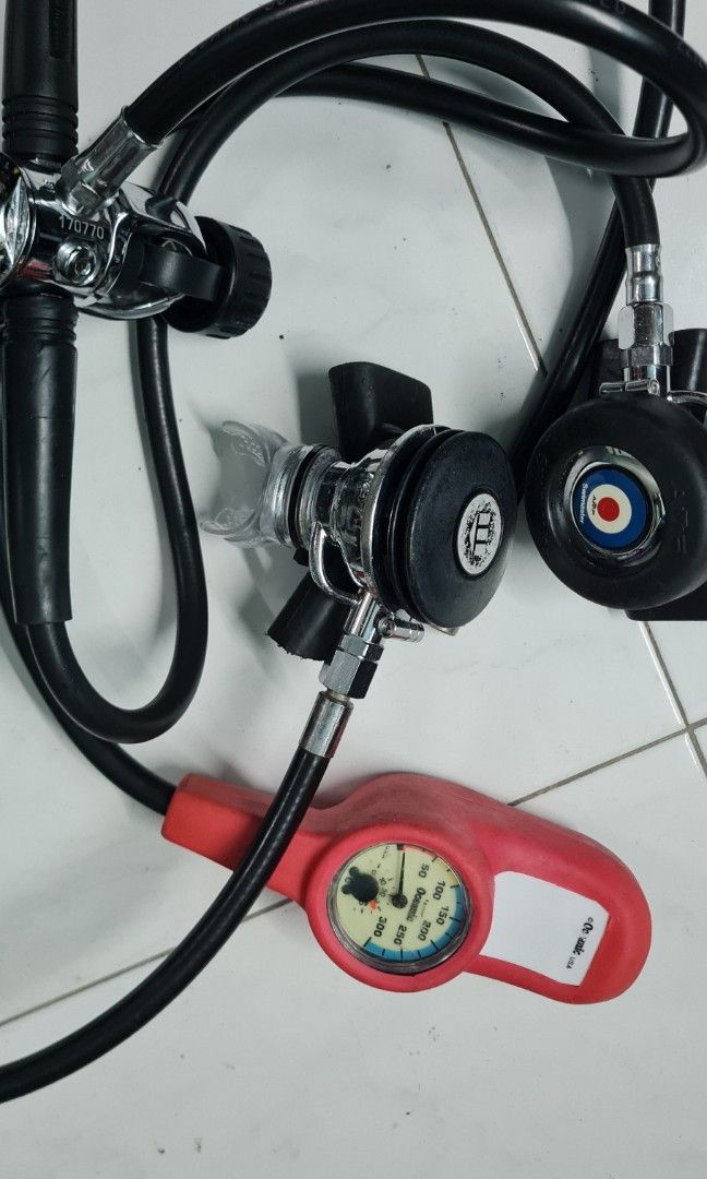 Mares VR12 Scuba diving Regulator (Fully serviced), Sports Equipment