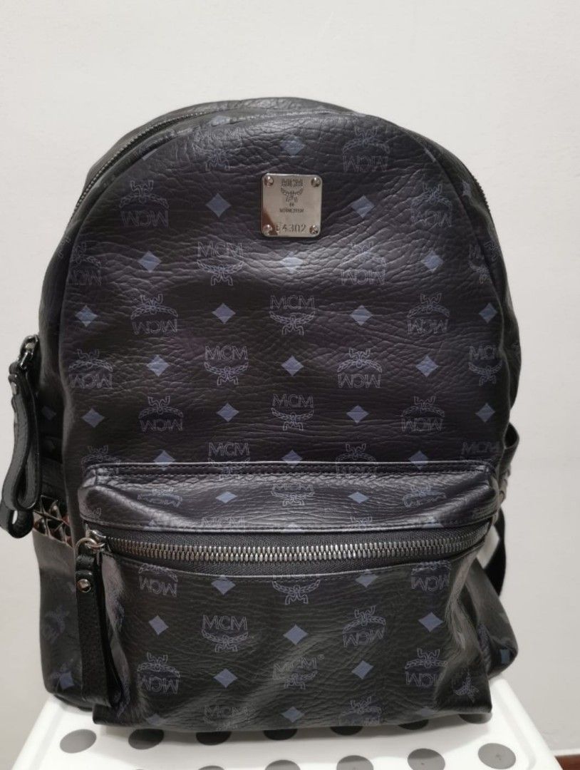 MCM Stark Backpack in Vintage Monogram Jacquard, Luxury, Bags & Wallets on  Carousell