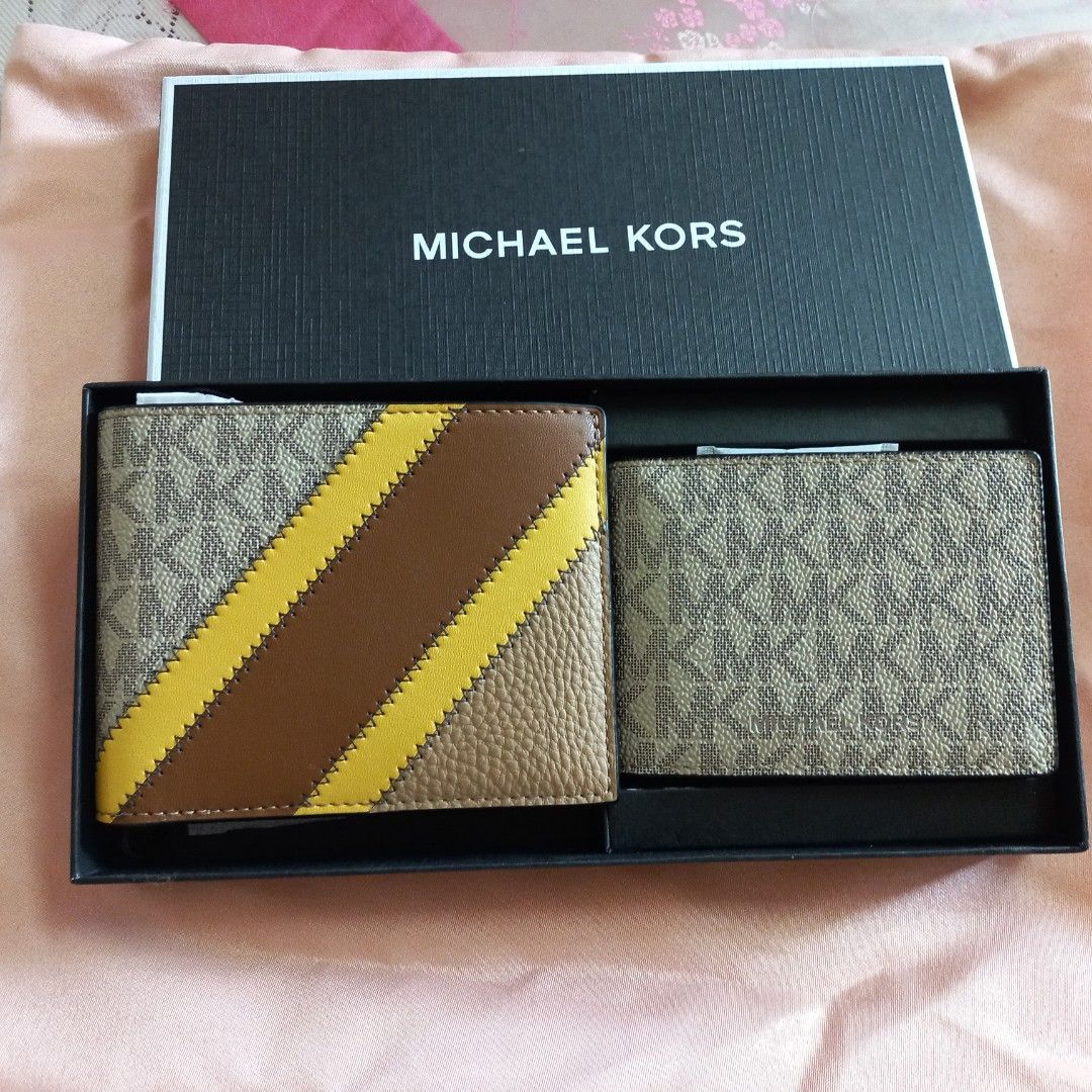 Michael Kors Cooper Wallet – Ritzy Store