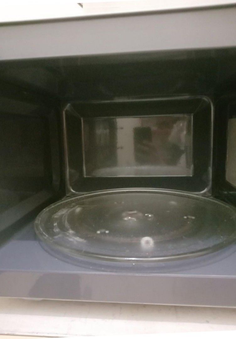 MICROWAVE SHARP R21Do In on Carousell