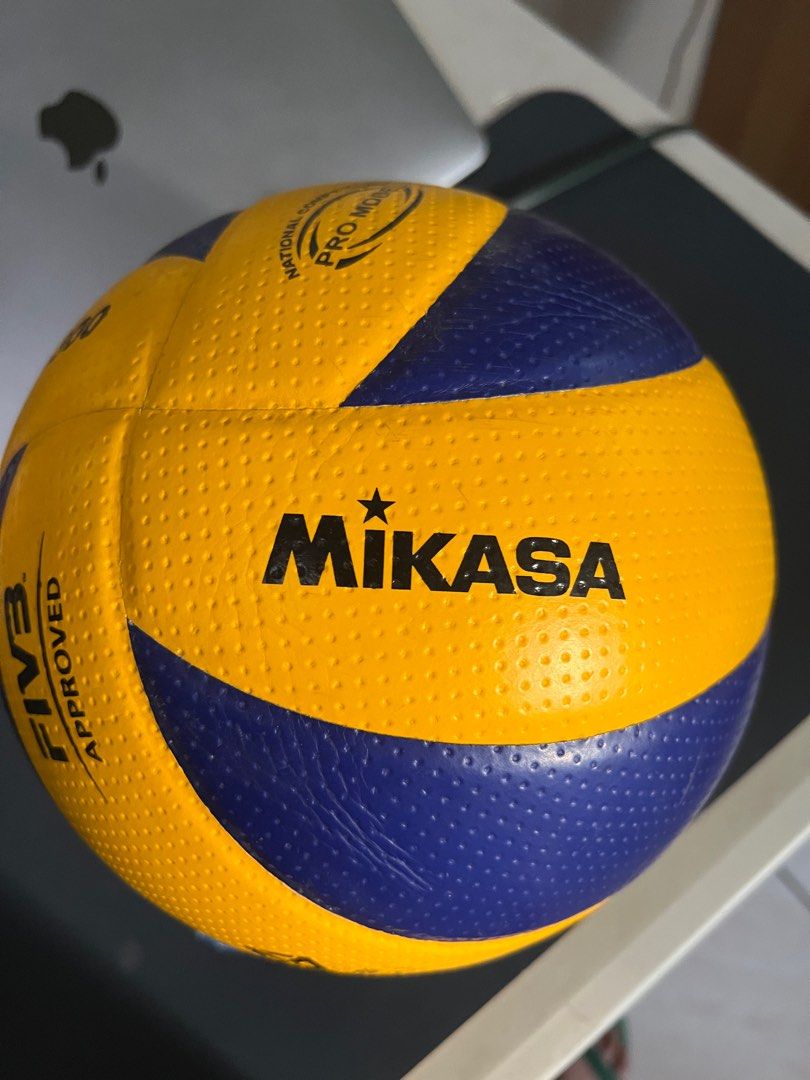 Mikasa MVA300 on Carousell