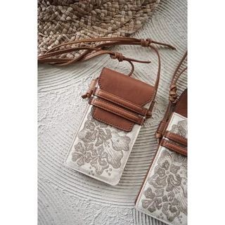 Phone bag Embroidery by Glashka