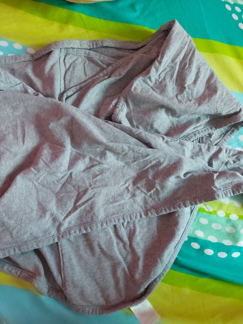 Miracle blanket, Babies & Kids, Baby Nursery & Kids Furniture, Cots