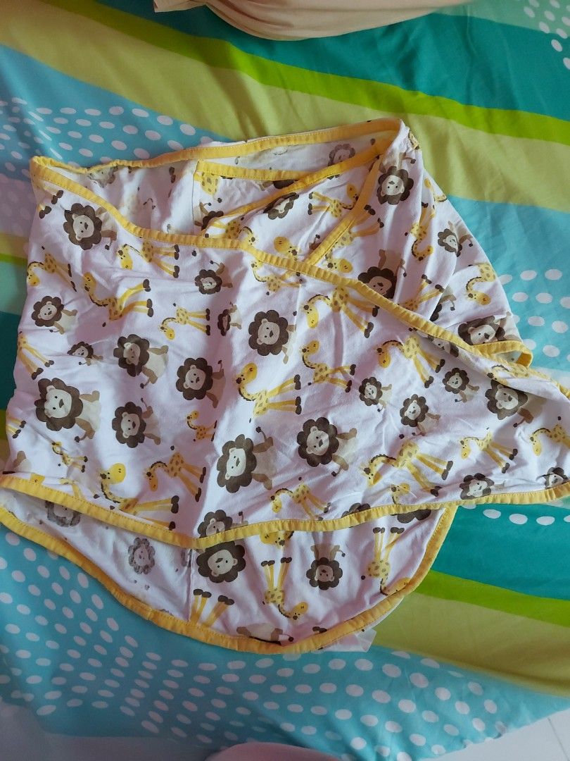 Miracle blanket, Babies & Kids, Baby Nursery & Kids Furniture, Cots