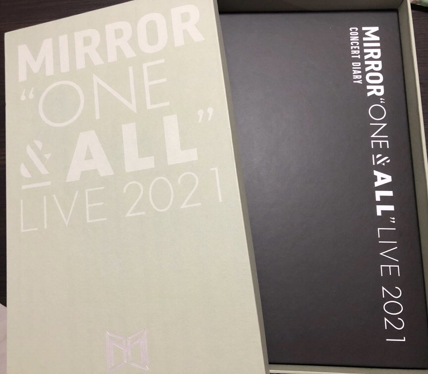 Mirror One and All Concert Dairy 連盒, 興趣及遊戲, 收藏品及紀念品, 明星周邊 Carousell
