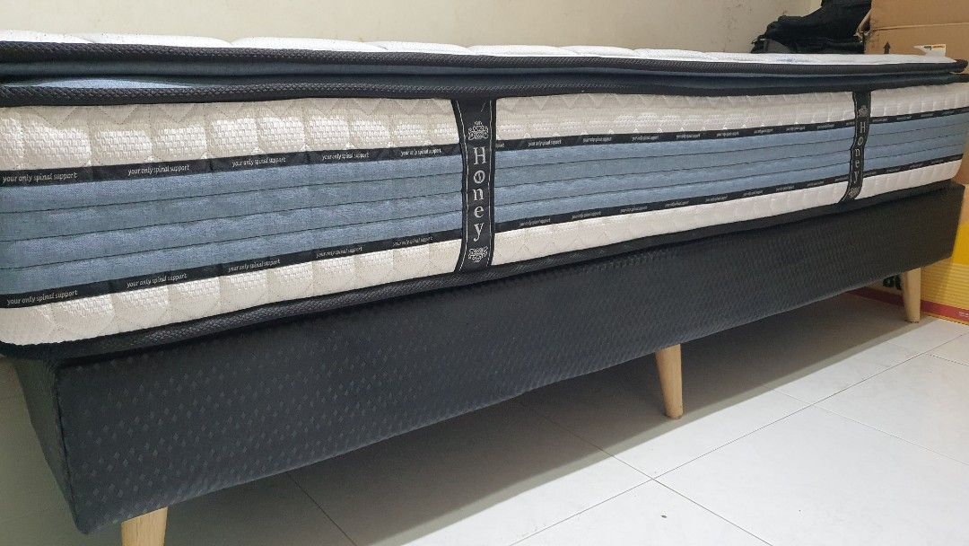 Moving Out Furnitures, Furniture & Home Living, Furniture, Bed Frames