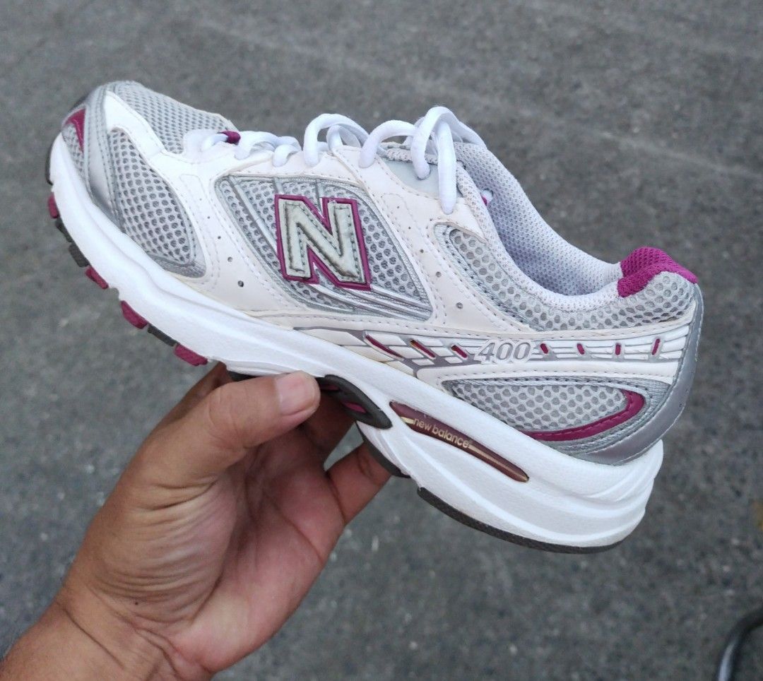 NEW BALANCE 400.SIZE 7 US. CM 24 FOR WOMEN S