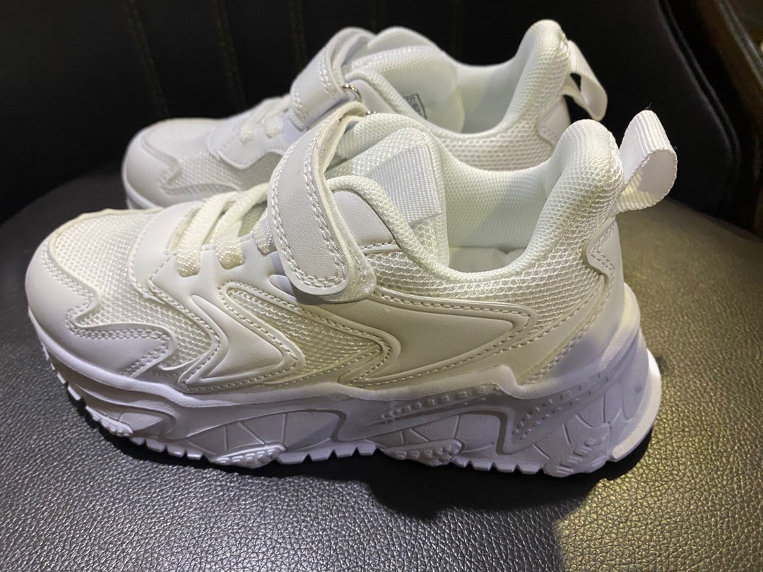 White velcro top tennis shoes