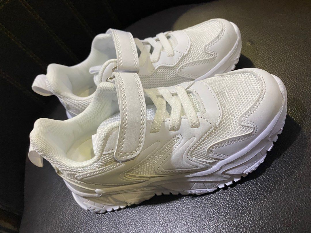 White velcro cheap tennis shoes