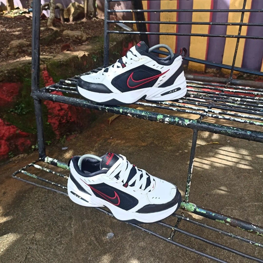 nike air monarch black and white