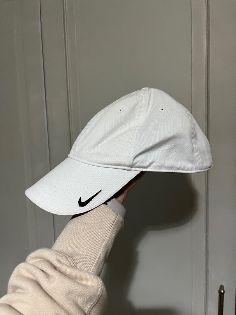 Nike Golf Cap (White) on Carousell