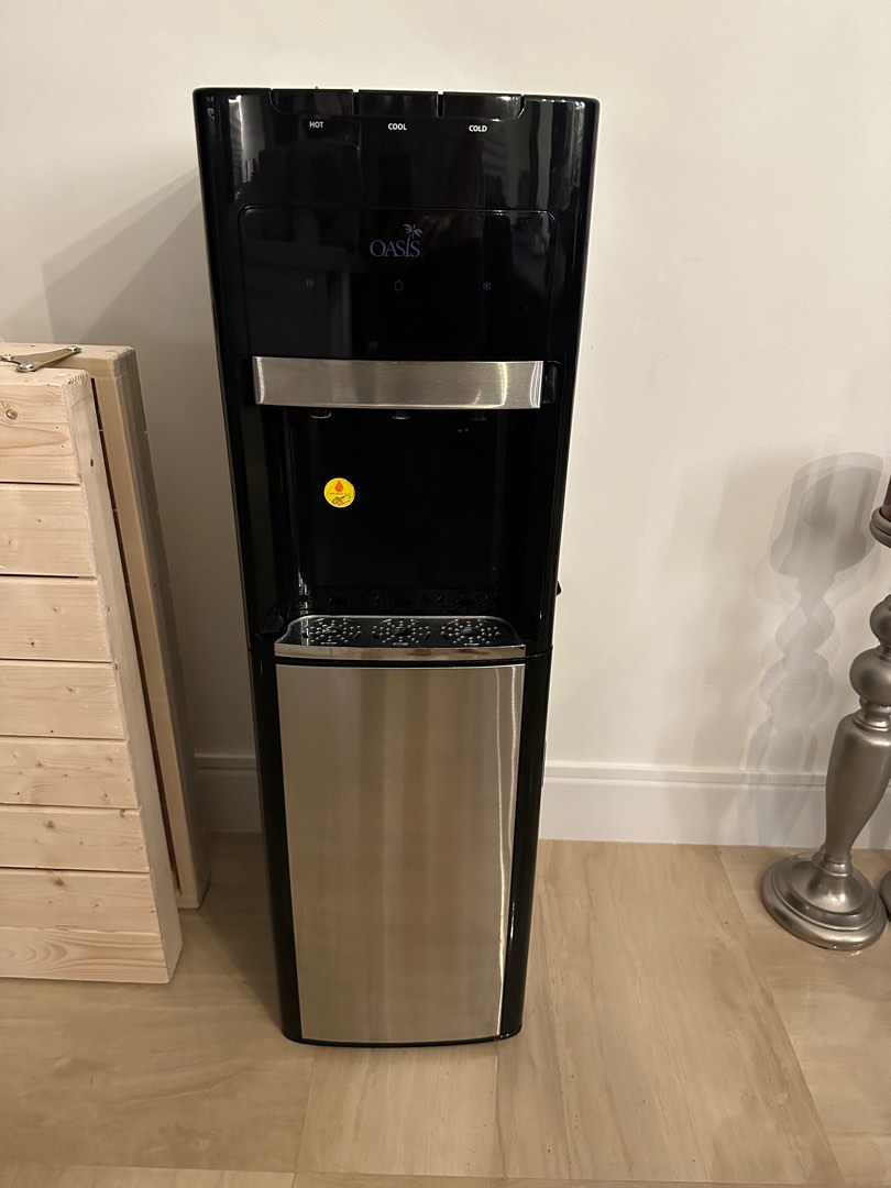 Oasis Water Cooler Hot/Cold Bottom Load, TV & Home Appliances