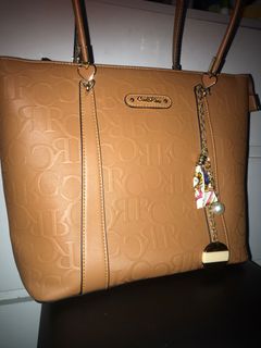 (Category: ) located in . Submitted by abbyadzman (Listing ID 1231849188, Image 1). Description: .