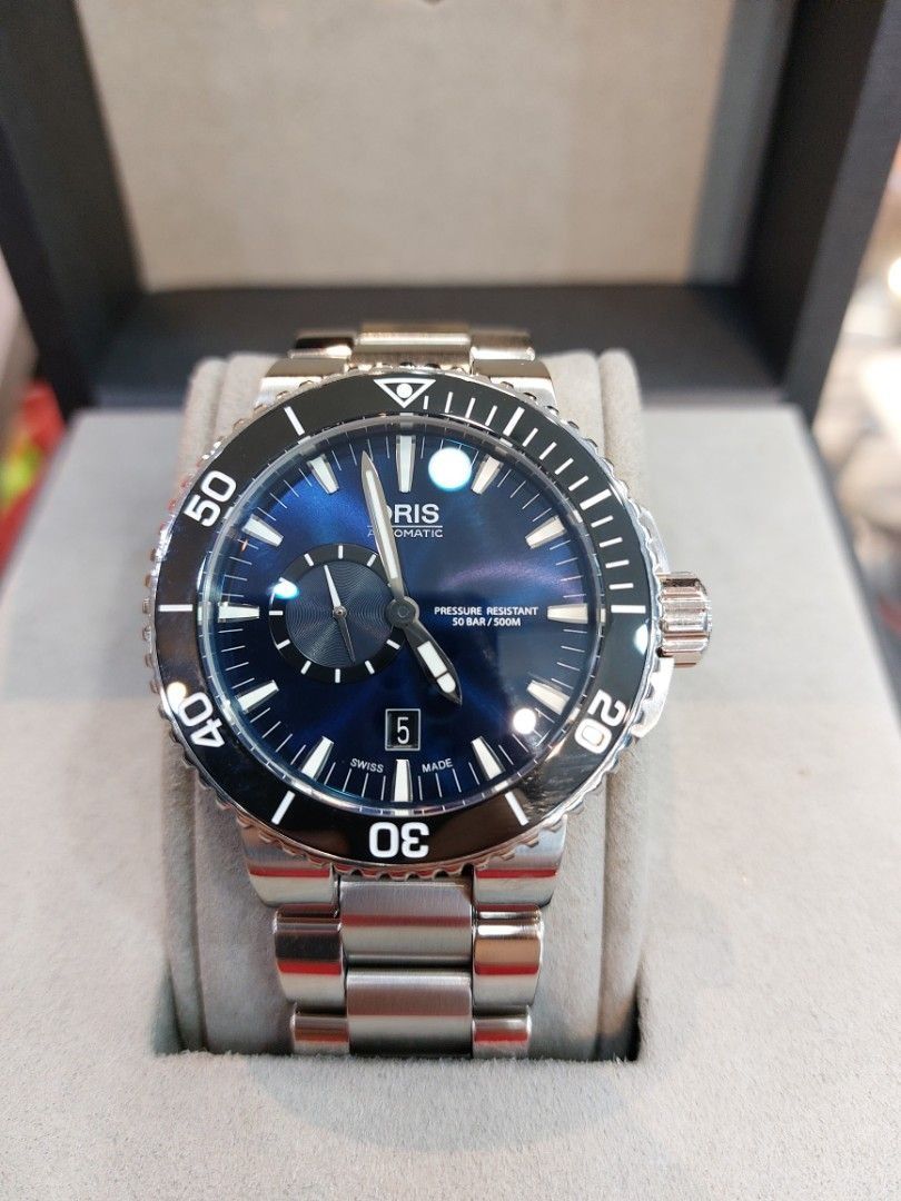 Oris Aquis Small Second Date