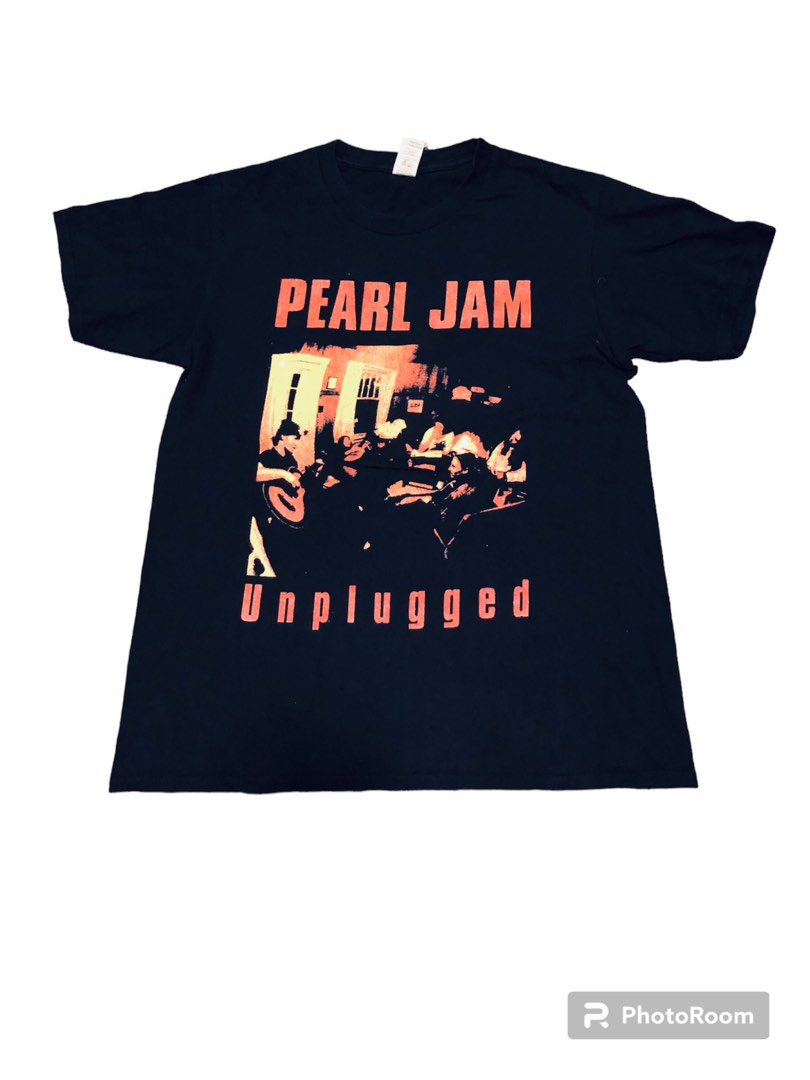Pearl Jam Band T shirt, Men's Fashion, Tops & Sets, Tshirts & Polo