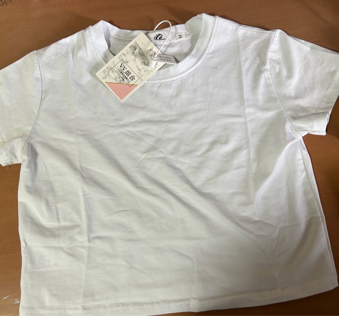 cropped fitted white tee