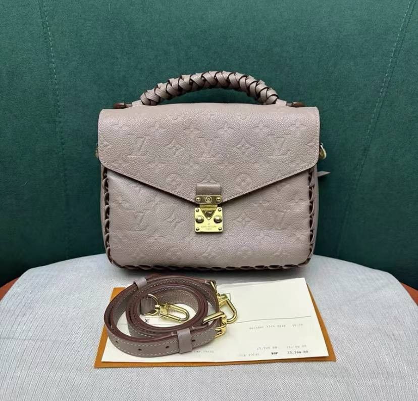 Louis Vuitton Pochette Metis Monogram with Braided Handle, Luxury, Bags &  Wallets on Carousell