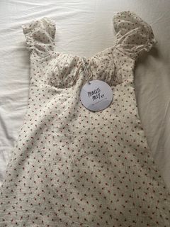 （分類：）位於 。 由 annfee 提交（商品編號 1231858250，圖片 1）。簡介： 。