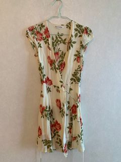 （分類：）位於 。 由 alia_123 提交（商品編號 1231865267，圖片 1）。簡介： 。