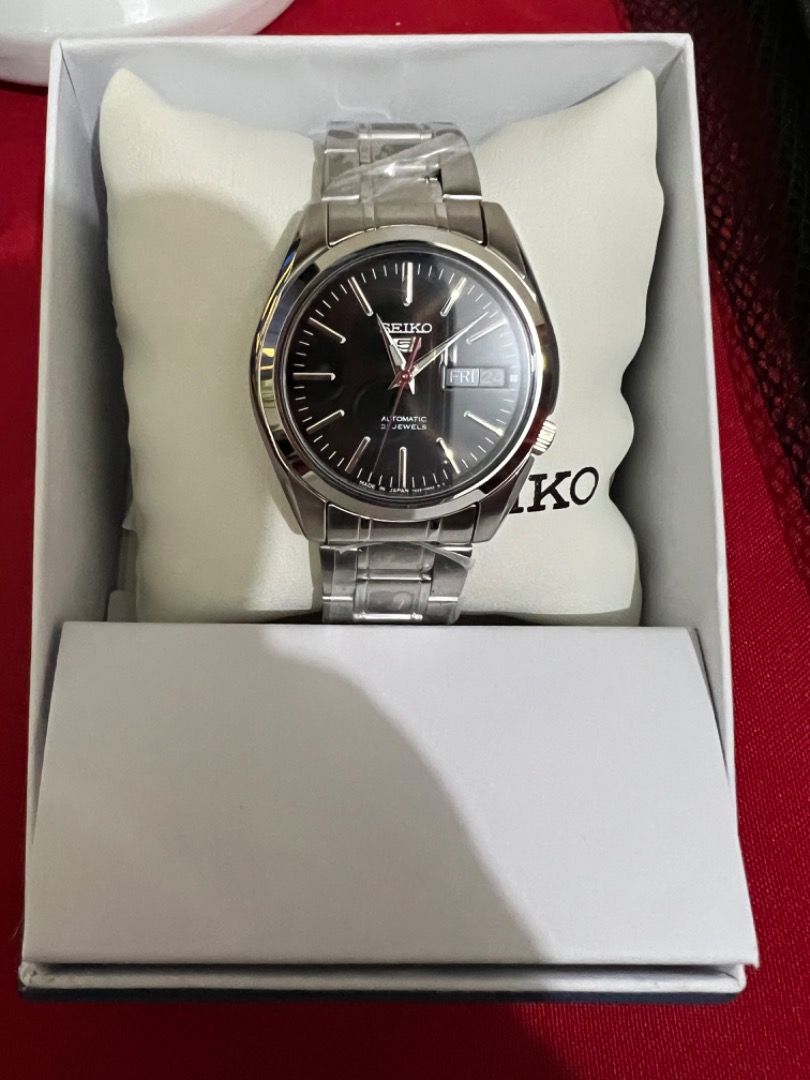 Seiko 5, Luxury, Watches on Carousell
