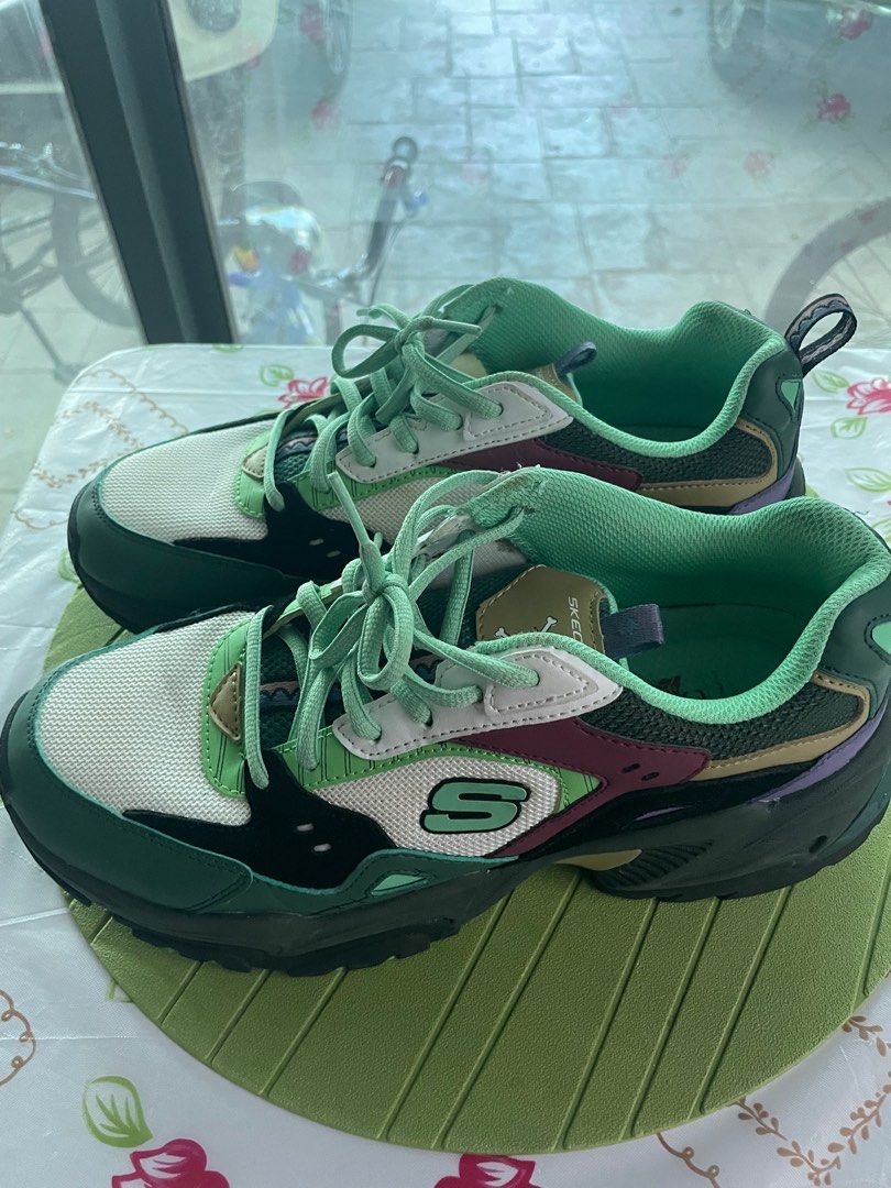 Skechers one shop piece 967