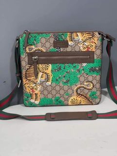 Sling bag for men & women