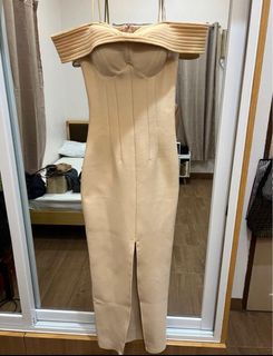 (Category: ) located in . Submitted by nerdycloset (Listing ID 1231798720, Image 1). Description: .