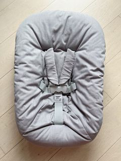 （分類：）位於 。 由 szeeew 提交（商品編號 1231855679，圖片 1）。簡介： 。