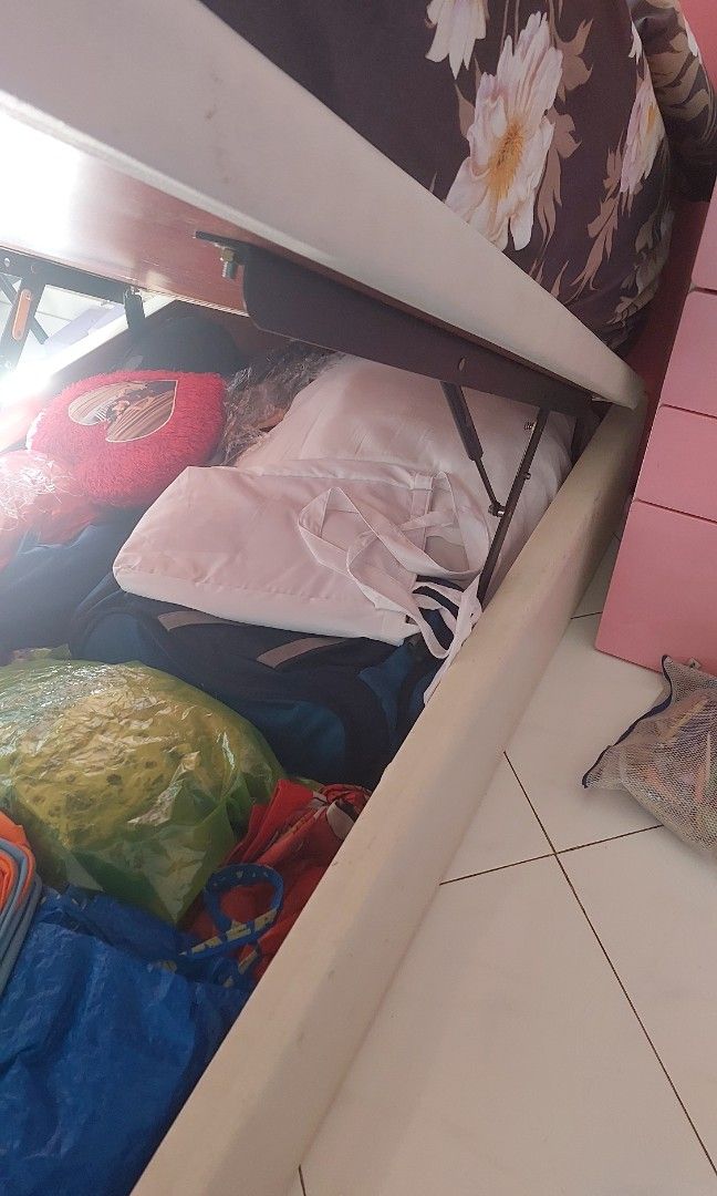 Storage Bed Super Single, Furniture & Home Living, Furniture, Bed