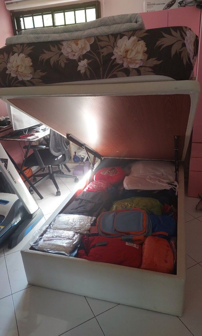 Storage Bed Super Single, Furniture & Home Living, Furniture, Bed