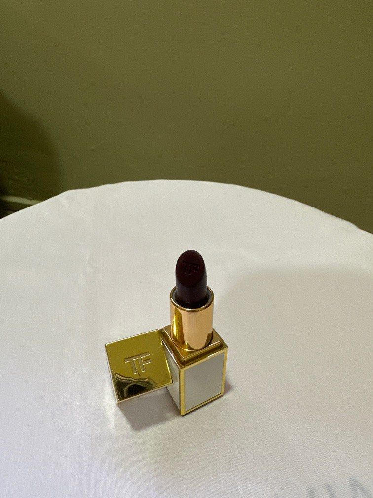 Tomford mini lipstick 13 Ingrid sheer Beauty Personal Care