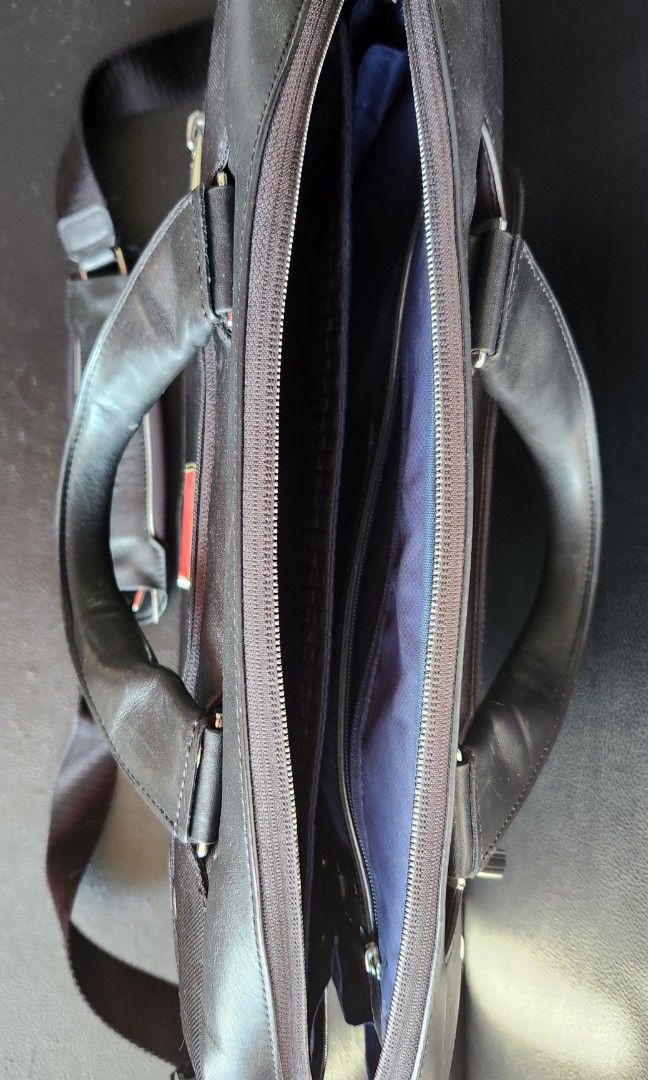 Tumi 255002D2 Black Nylon Sawyer Briefcase Men s Fashion Bags Briefcases on Carousell
