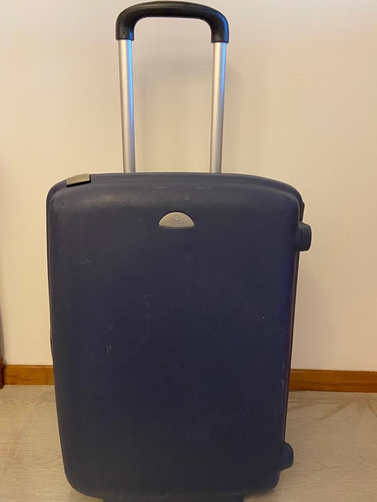 Second hand samsonite luggage best sale