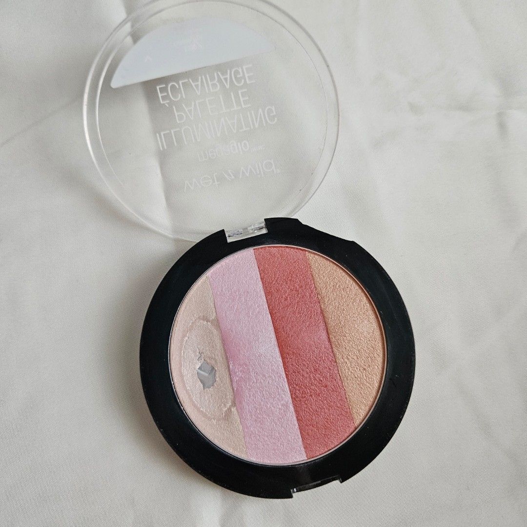 Wet n Wild Megaglo Illuminating Palette Highlighter Powder shade E320