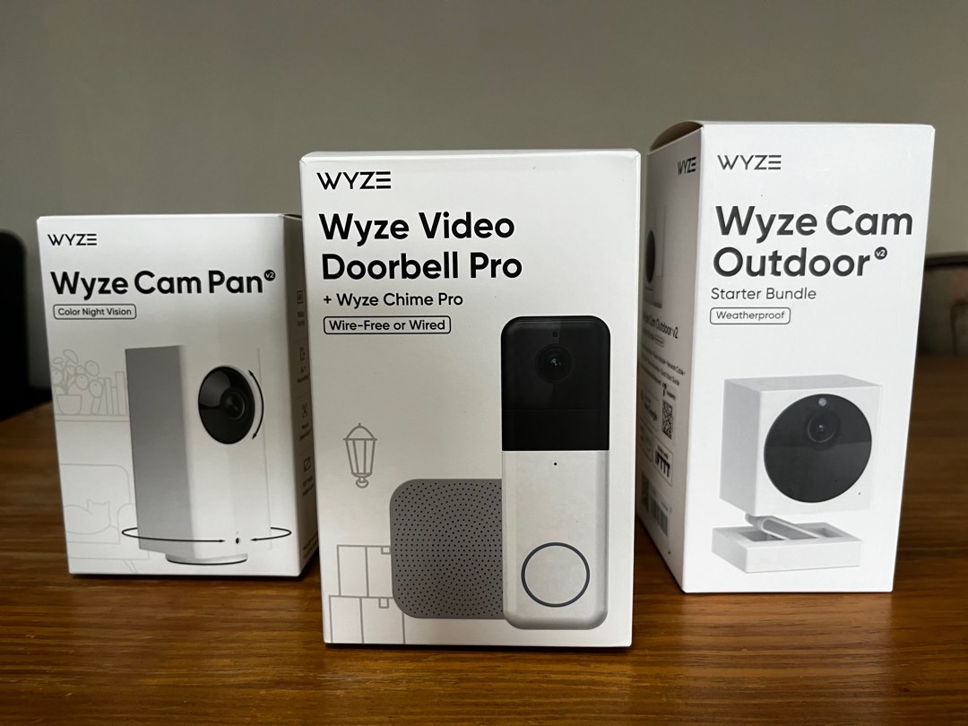 Wyze doorbell & camera bundle, Furniture & Home Living, Security