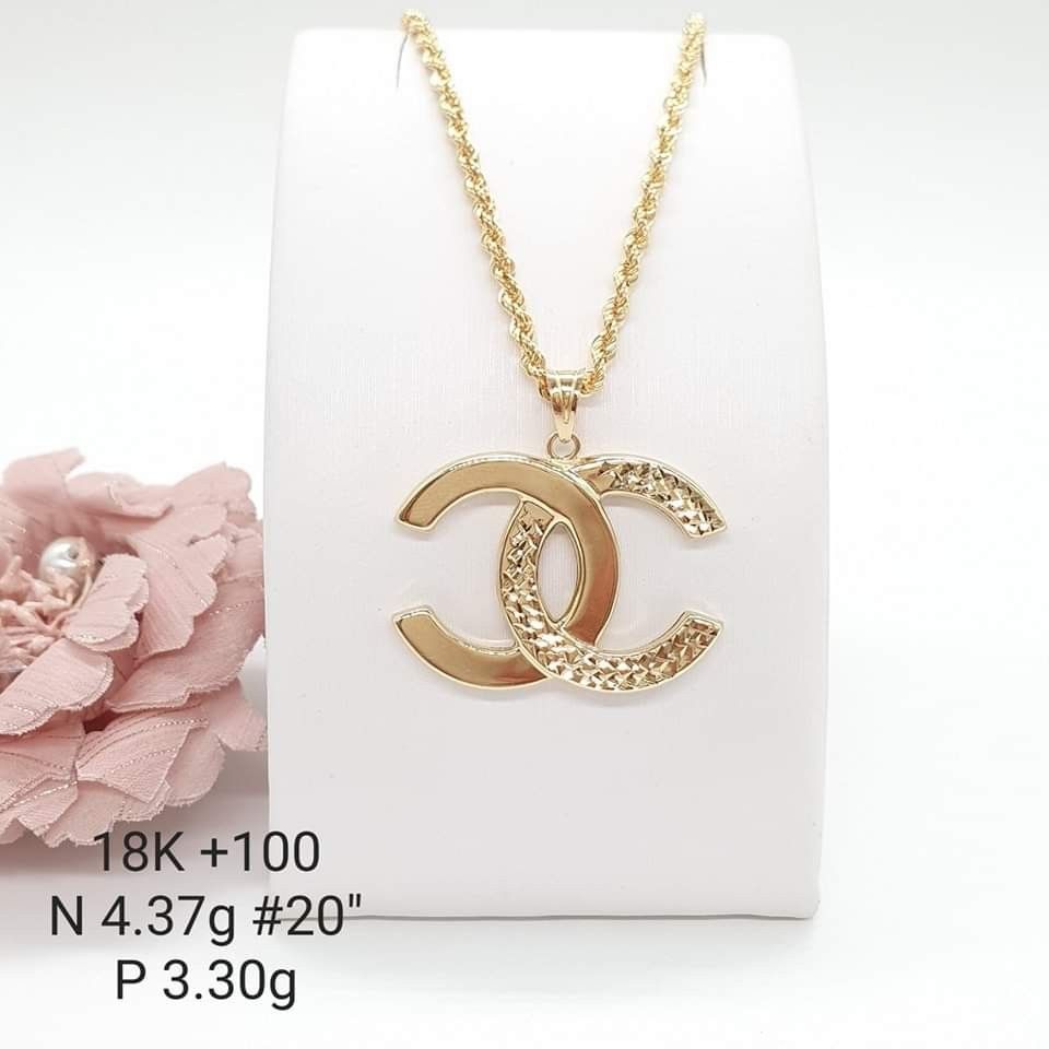 18K Saudi Gold Necklace, Women's Fashion, Jewelry & Organizers, Necklaces  on Carousell