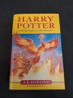 1st Edition. Harry Potter and the Order of the Phoenix - J K Rowling. (Hardback with pictorial Cover and Dust Jacket), 2003, first edition. Bloomsbury.