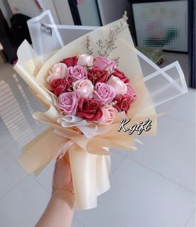 Birthday/ anniversary rose flower bouquet - Free delivery 