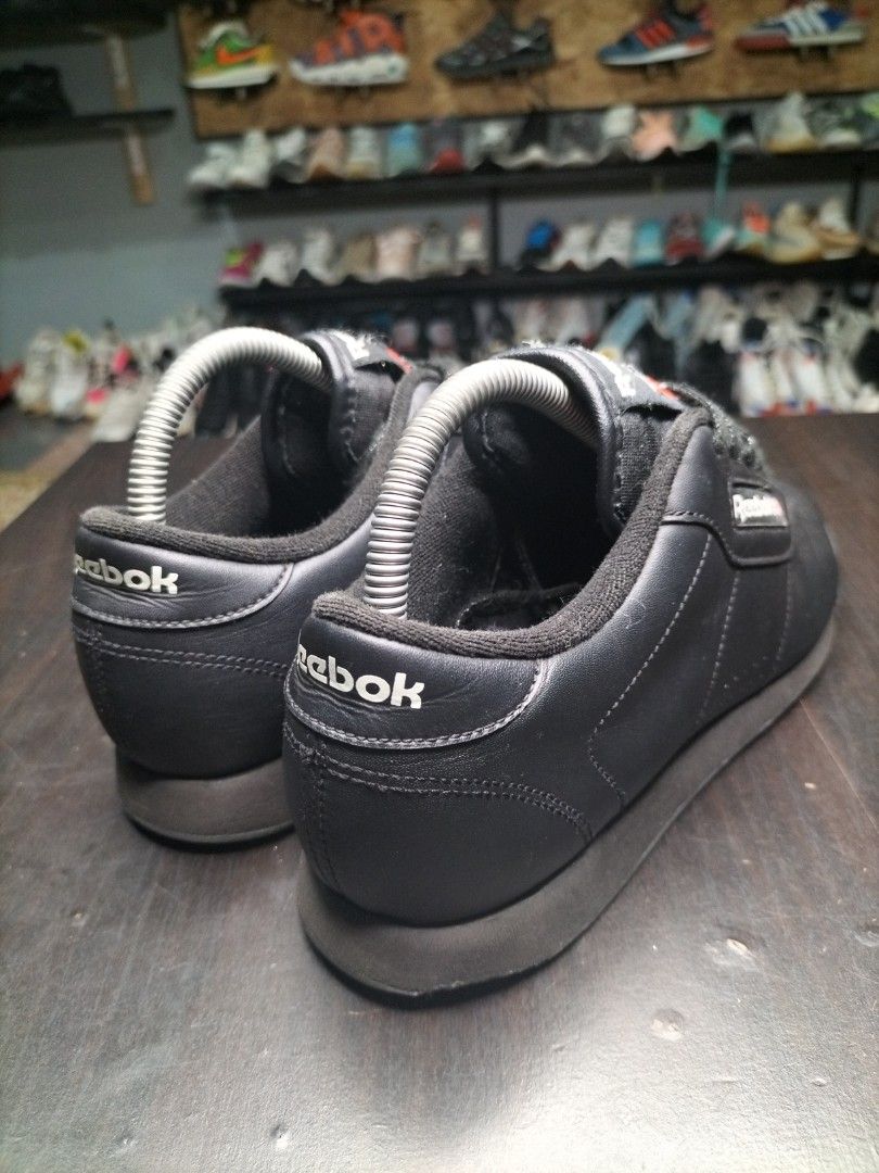 reebok classics 5.5
