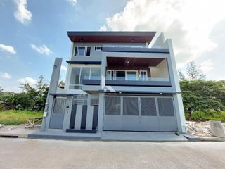 6BR Modern House for sale in Pasig Greenwoods near Ortigas Shaw C5 Eastwood Quezon City compare BGC Taguig Makati BF Homes Parañaque