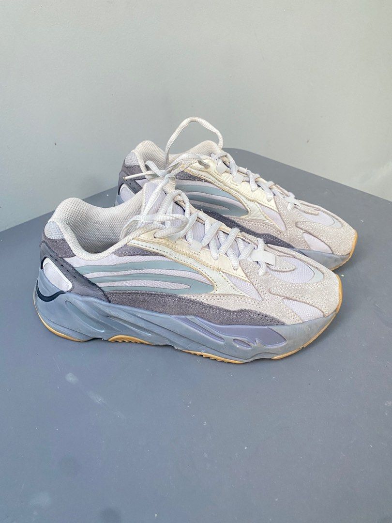 Adidas Yeezy boost, Women's Fashion, Footwear, Sneakers on Carousell