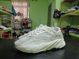 Adidas arini store