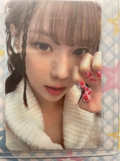 （分類：）位於 。 由 jisooo_ 提交（商品編號 1232095871，圖片 1）。簡介： 。