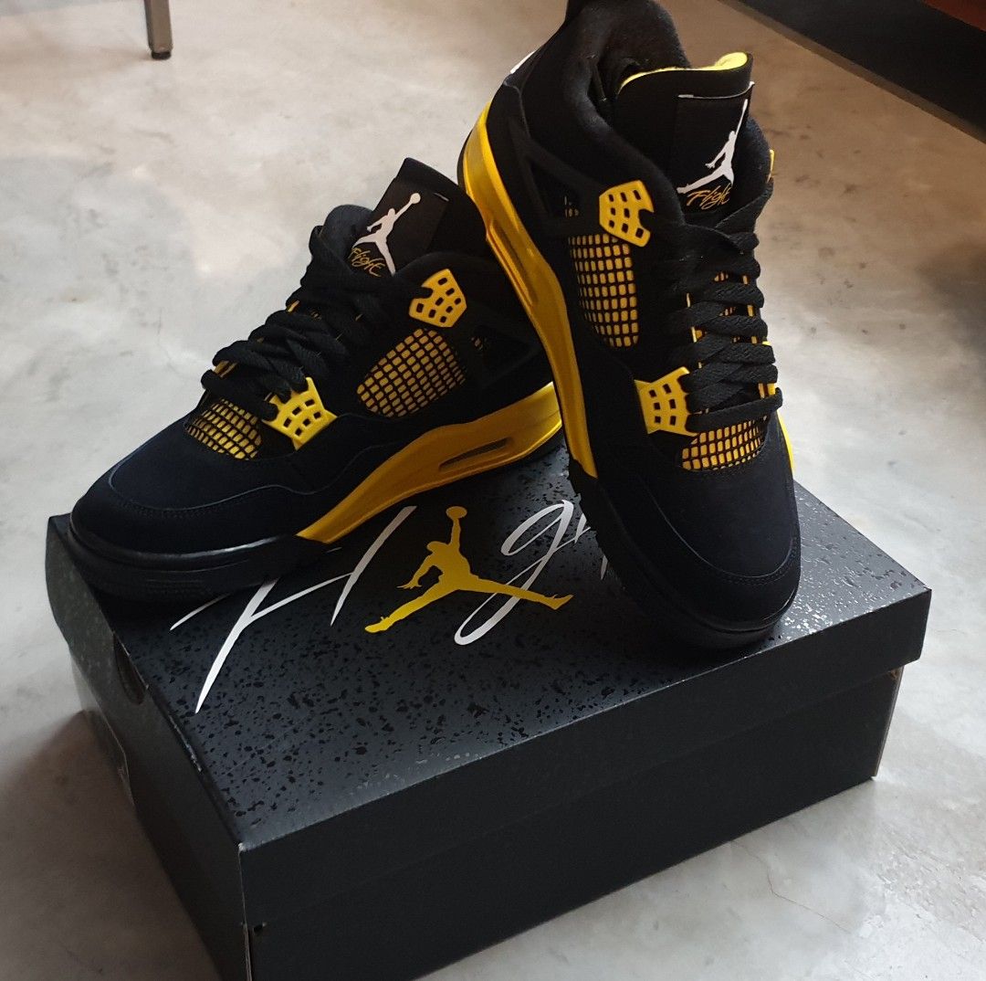 Air Jordan 4 X Supreme, Men's Fashion, Footwear, Sneakers on Carousell