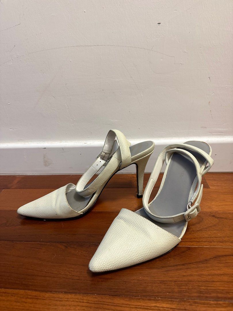 Alexander Wang Lovisa pumps in white Carousell