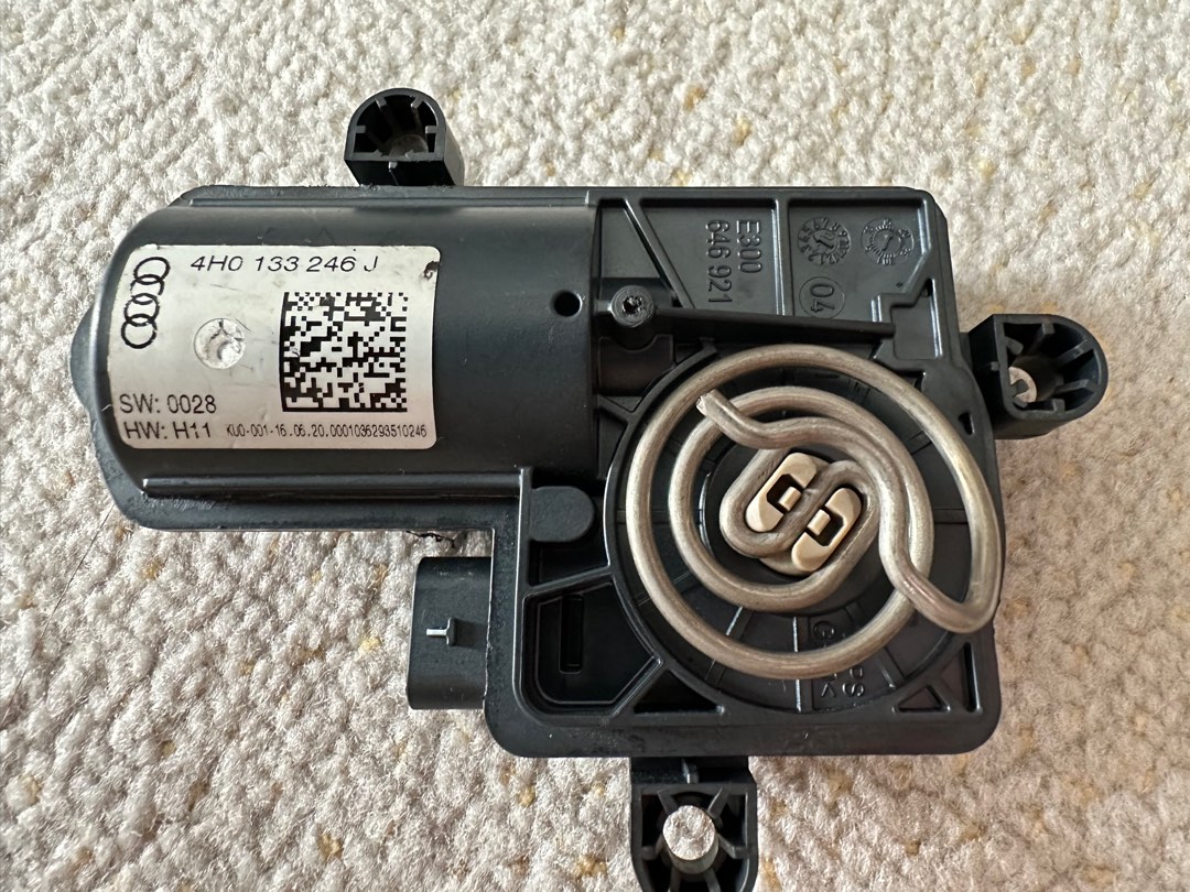 Audi Exhaust Actuators, Car Accessories, Accessories on Carousell